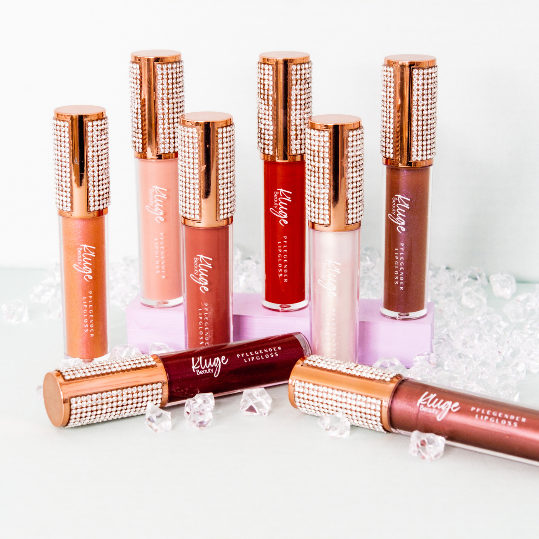 Nourishing lip gloss