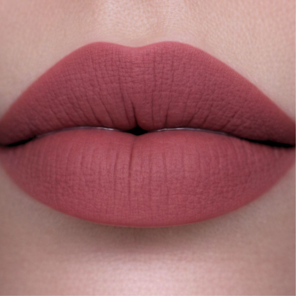 Longlasting Lipcreme - Kussecht. Deckend. Unaufhaltsam.