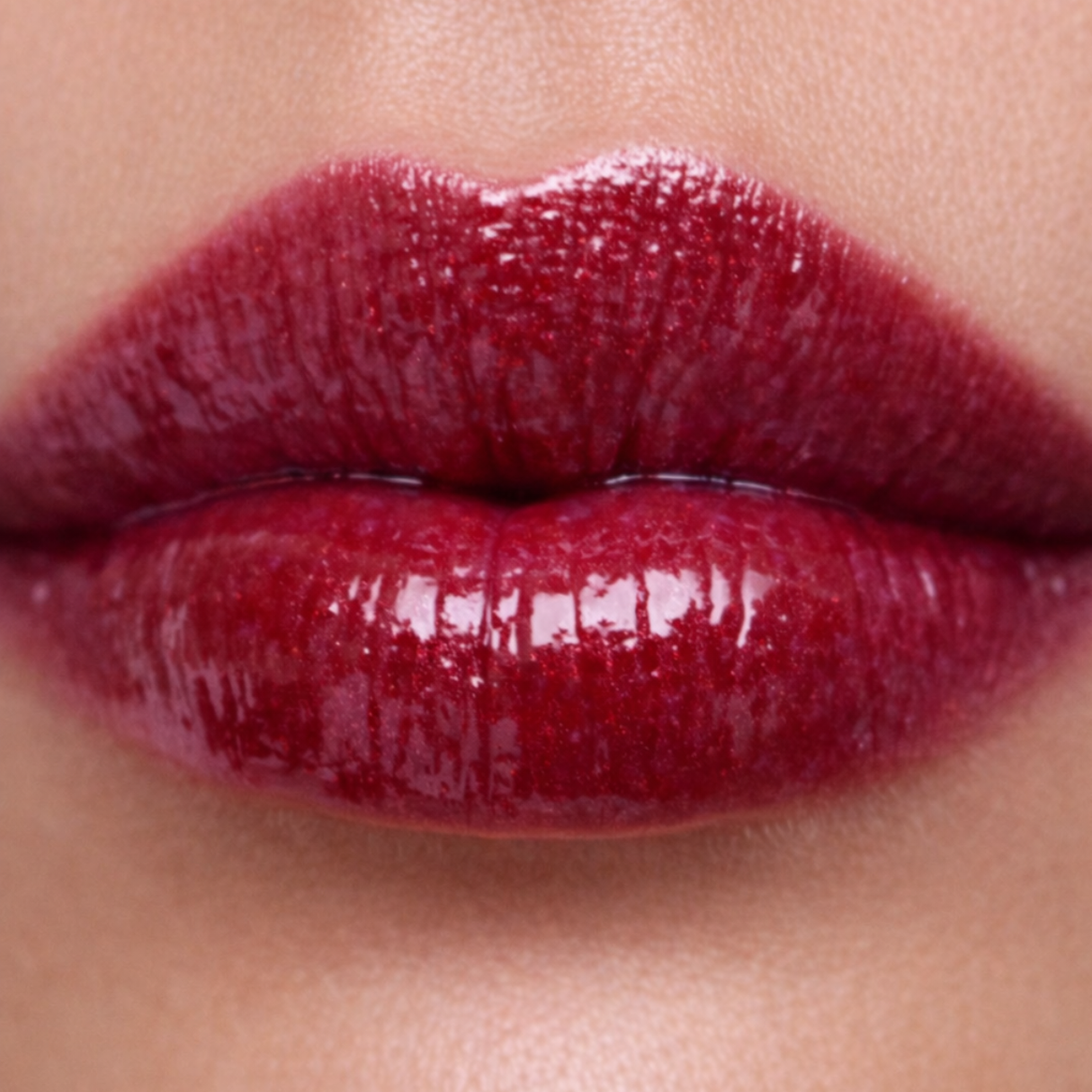 Nourishing lip gloss