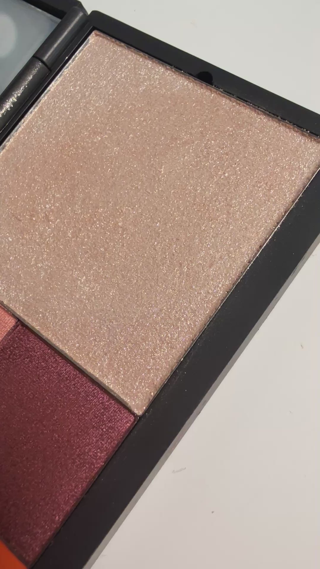 LOVE YOURSELF FULL FACE PALETTE – Einzigartig!